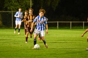 De Football Ambitions verliest van Heerenveen.. (08-10-2024, Heerenveen)