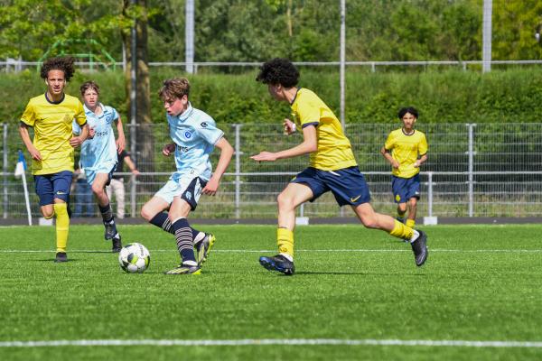 JB_ Reinier vd Kwast BVO voetbaltoernooi AZC Zutphen 9-5-2024_1022