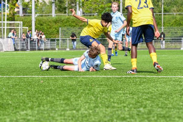 JB_ Reinier vd Kwast BVO voetbaltoernooi AZC Zutphen 9-5-2024_1031