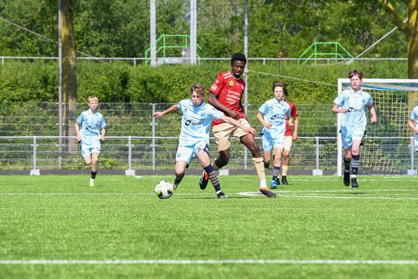 JB_ Reinier vd Kwast BVO voetbaltoernooi AZC Zutphen 9-5-2024_1291