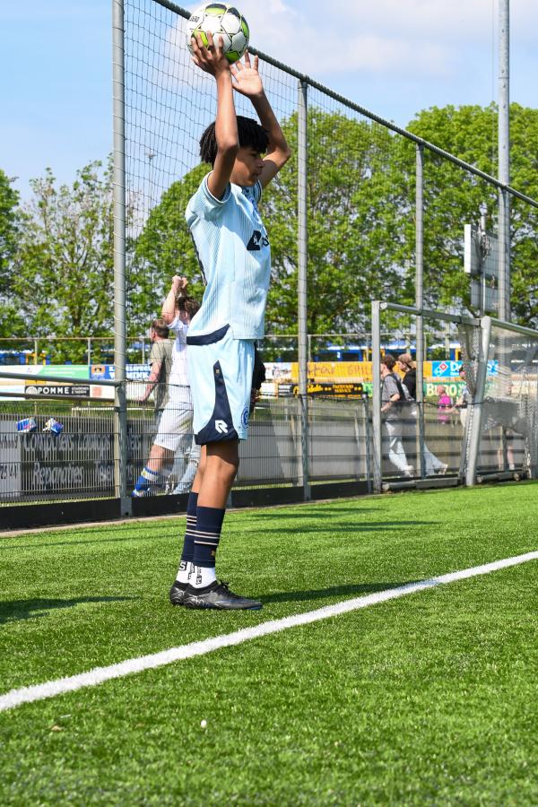 JB_ Reinier vd Kwast BVO voetbaltoernooi AZC Zutphen 9-5-2024_1381