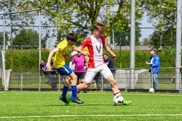 JB_ Reinier vd Kwast BVO voetbaltoernooi AZC Zutphen 9-5-2024_1429