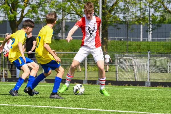 JB_ Reinier vd Kwast BVO voetbaltoernooi AZC Zutphen 9-5-2024_1431