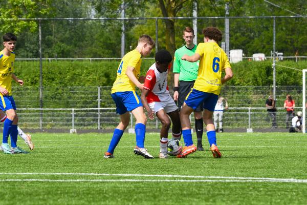 JB_ Reinier vd Kwast BVO voetbaltoernooi AZC Zutphen 9-5-2024_1479