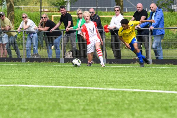 JB_ Reinier vd Kwast BVO voetbaltoernooi AZC Zutphen 9-5-2024_1510