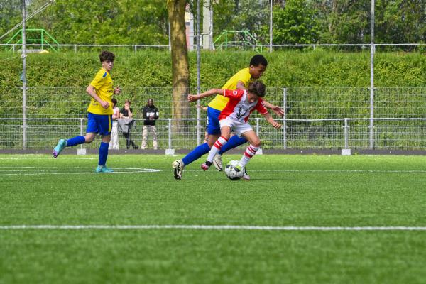 JB_ Reinier vd Kwast BVO voetbaltoernooi AZC Zutphen 9-5-2024_1521