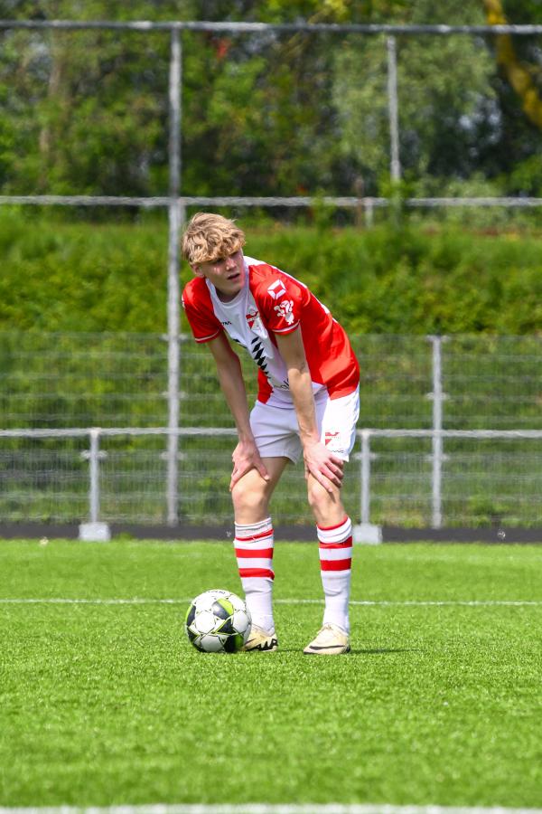 JB_ Reinier vd Kwast BVO voetbaltoernooi AZC Zutphen 9-5-2024_1524