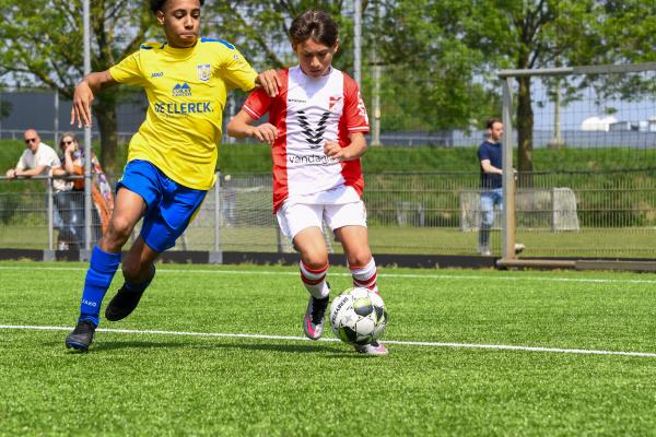 JB_ Reinier vd Kwast BVO voetbaltoernooi AZC Zutphen 9-5-2024_1528