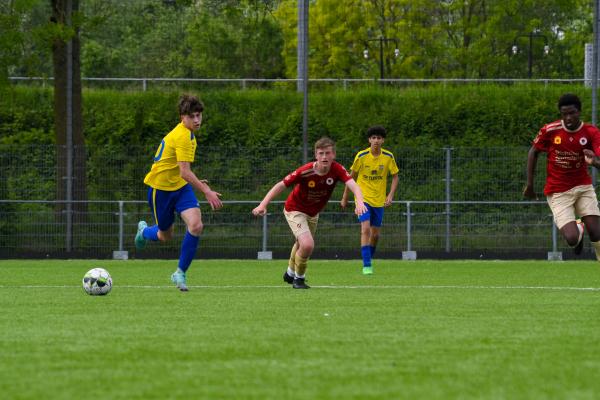 JB_ Reinier vd Kwast BVO voetbaltoernooi AZC Zutphen 9-5-2024_1951