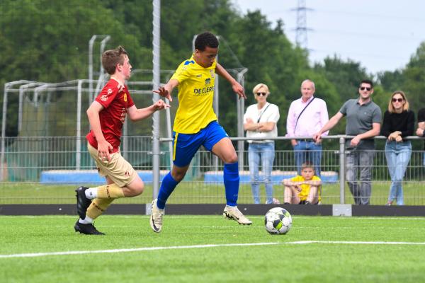 JB_ Reinier vd Kwast BVO voetbaltoernooi AZC Zutphen 9-5-2024_2001