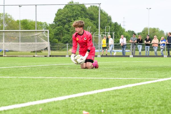 JB_ Reinier vd Kwast BVO voetbaltoernooi AZC Zutphen 9-5-2024_2069