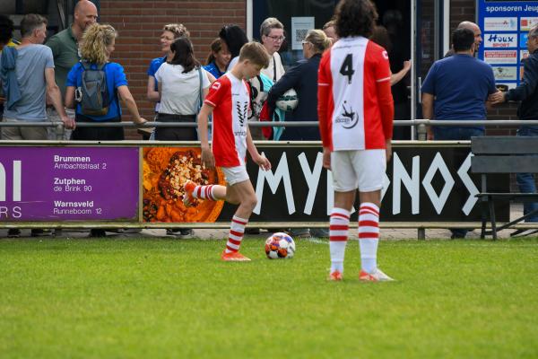 JB_ Reinier vd Kwast BVO voetbaltoernooi AZC Zutphen 9-5-2024_2085