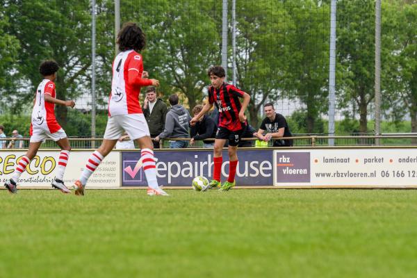 JB_ Reinier vd Kwast BVO voetbaltoernooi AZC Zutphen 9-5-2024_2203