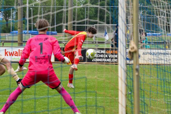 JB_ Reinier vd Kwast BVO voetbaltoernooi AZC Zutphen 9-5-2024_2347