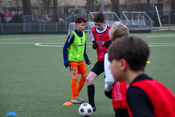 JB_  Scouting wedstrijden Football Ambitions Utrecht20250119_059